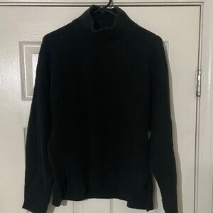 Abercrombie & Fitch Black Sweater